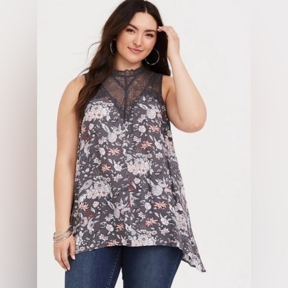 Torrid Grey Illusion Sharkbite Gauze Tank - Picture 1 of 11